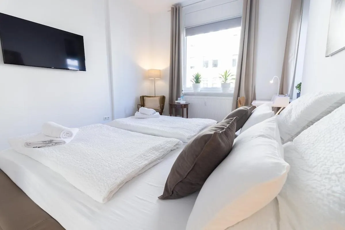 Topmoderne 3,5 -Zi-Wohnung In Hannover Lister Platz I Messe - Business - Familie 0*,